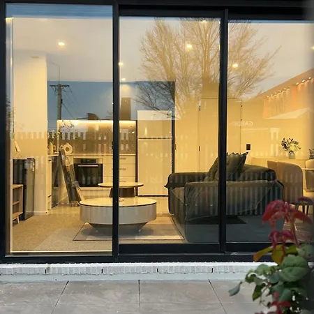 Cbd Contemporary Comfort Townhouse 2 Bed 2Bath